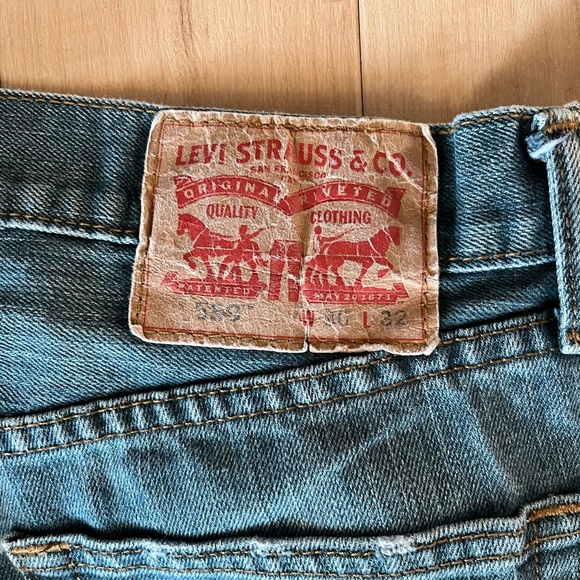 559 Levi’s 30x32 - Picture 3 of 9